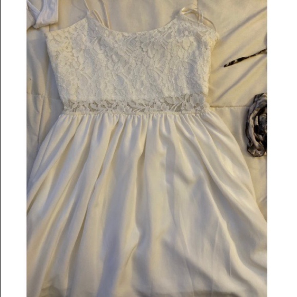 White lace dress